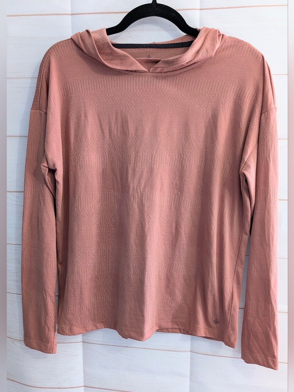 Shambhala Peachy Beige Hooded Long-Sleeve Activewear Top Size Medium